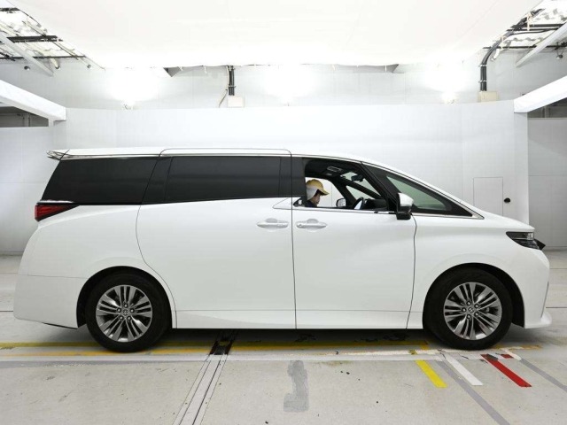 Toyota ALPHARD 2024 8053126-3