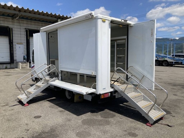 Nissan ATLAS 2012 8062543-6