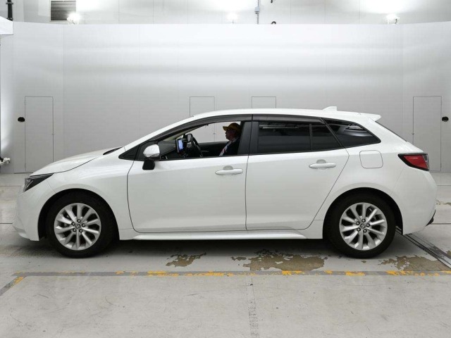 Toyota COROLLA TOURING 2022 8059918-4