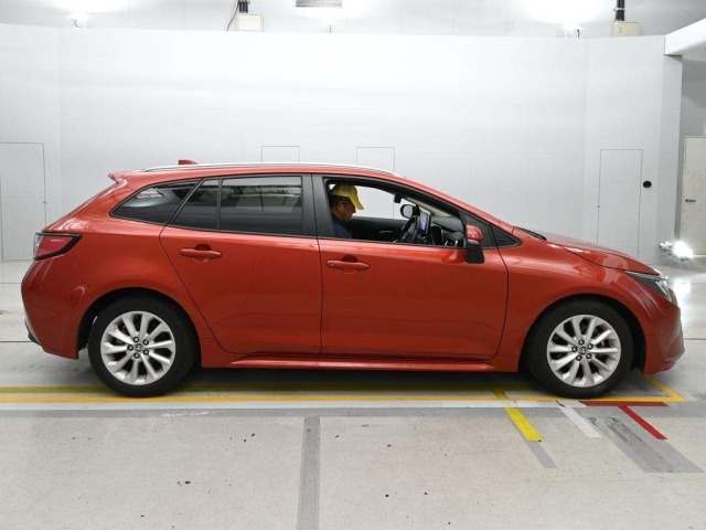 Toyota COROLLA TOURING 2019 8059930-3
