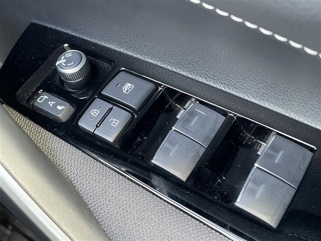 Toyota COROLLA TOURING 2023 8060341-11
