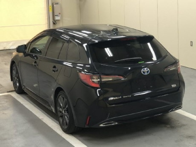 Toyota COROLLA TOURING 2021 8060342-1