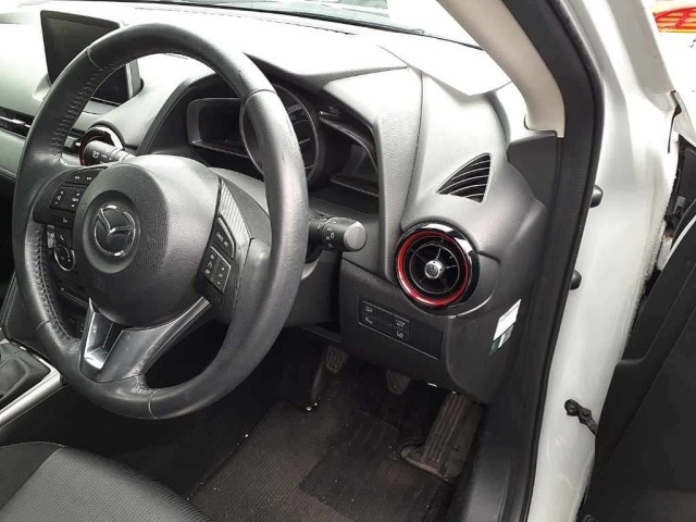 Mazda CX-3 2016 8051764-9