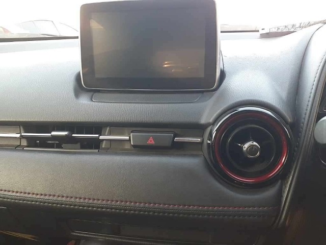 Mazda CX-3 2015 8051767-12