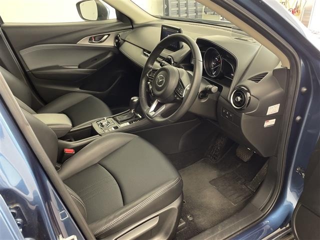 Mazda CX-3 2018 8051855-1