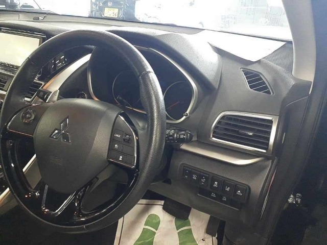 Mitsubishi ECLIPSE CROSS 2019 8062694-9