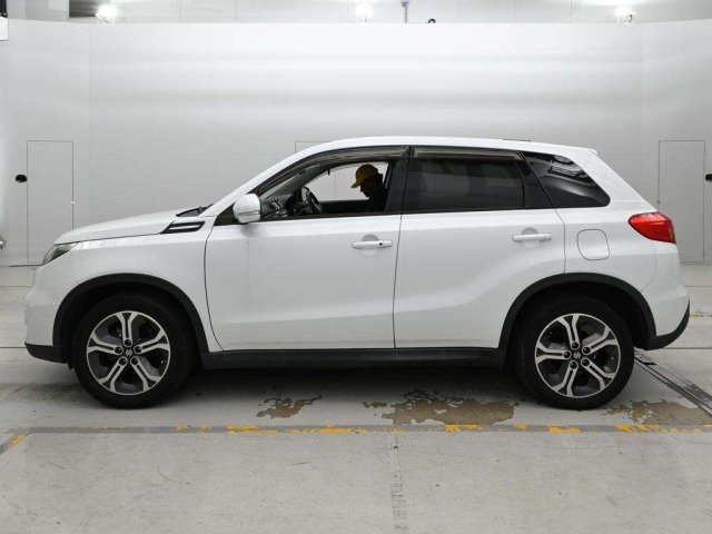Suzuki ESCUDO 2017 8052948-4