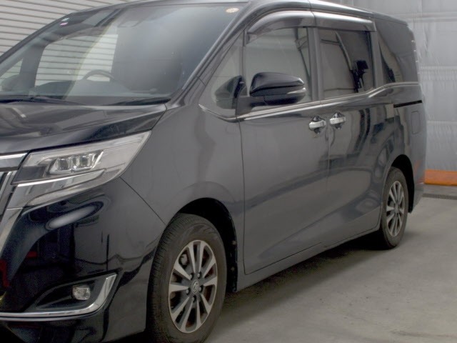 Toyota ESQUIRE 2020 8056957-4