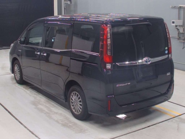 Toyota ESQUIRE 2017 8056973-6