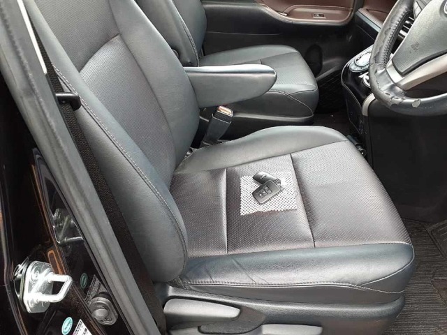 Toyota ESQUIRE 2017 8056973-8