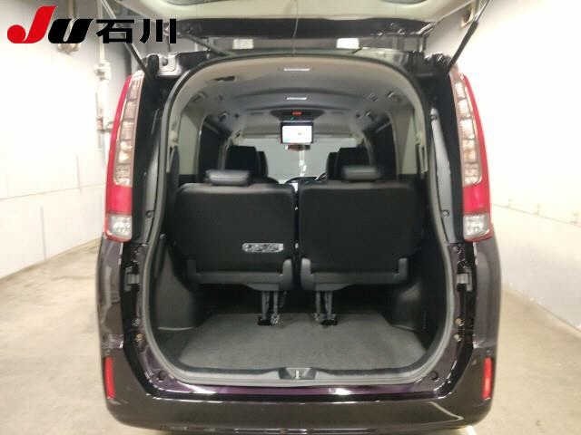 Toyota ESQUIRE 2015 8056983-6