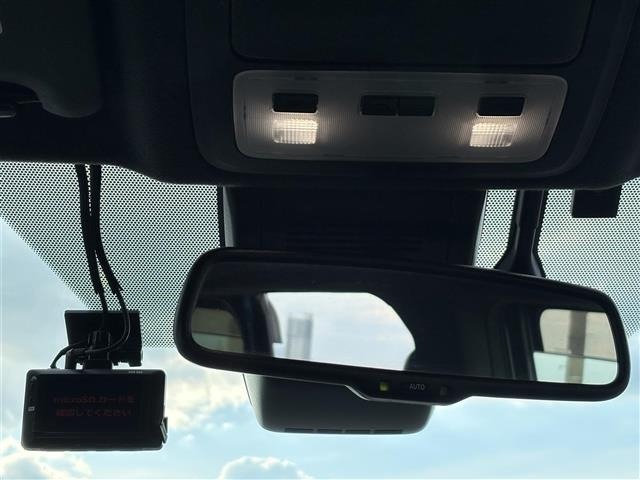 Toyota ESQUIRE 2018 8057276-16