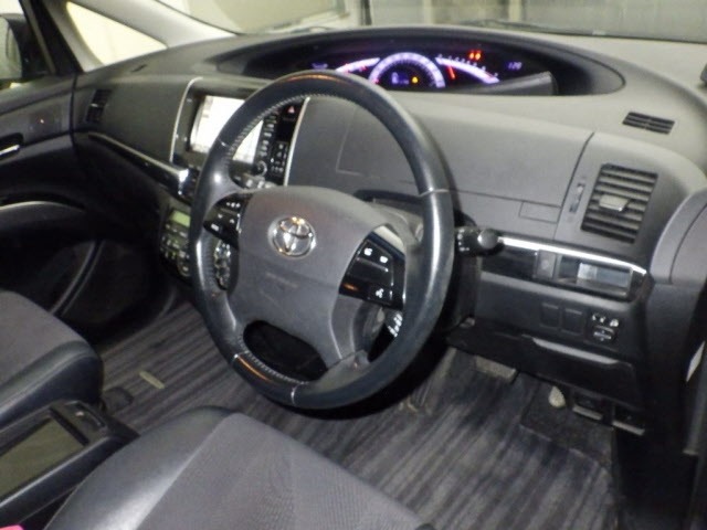 Toyota ESTIMA 2013 8058595-3