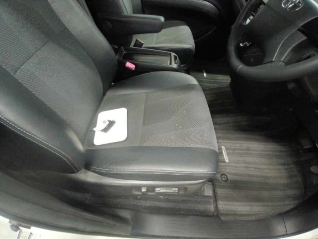 Toyota ESTIMA 2013 8058597-10