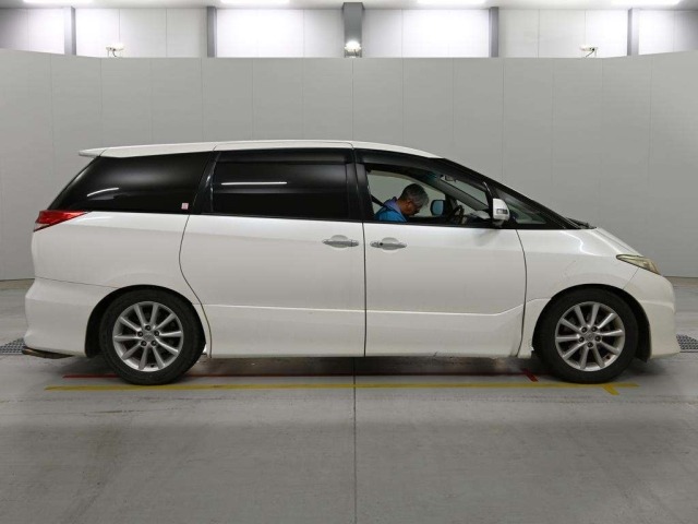 Toyota ESTIMA 2011 8058608-3
