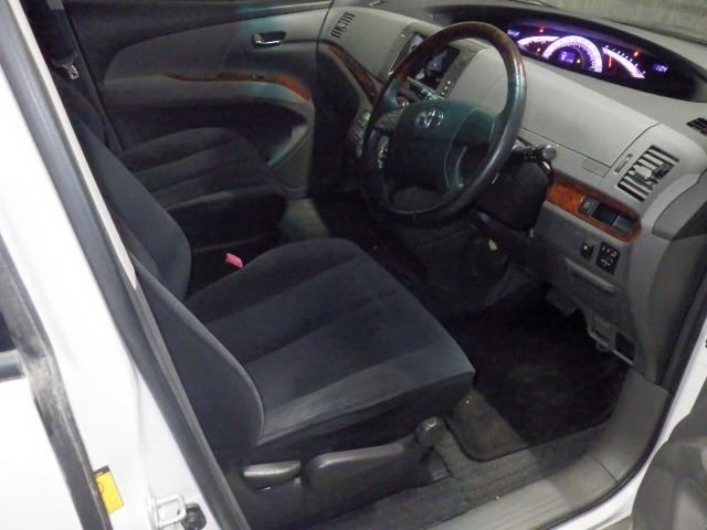 Toyota ESTIMA 2012 8058641-3