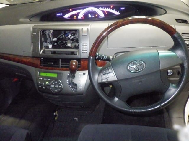 Toyota ESTIMA 2012 8058641-4