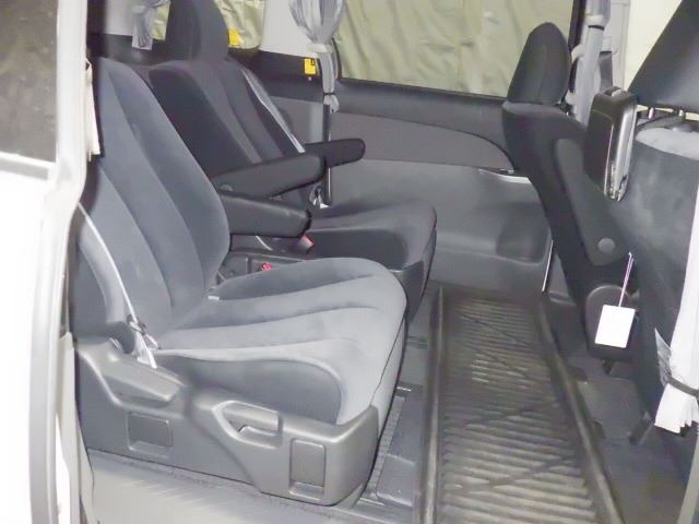 Toyota ESTIMA 2012 8058641-5