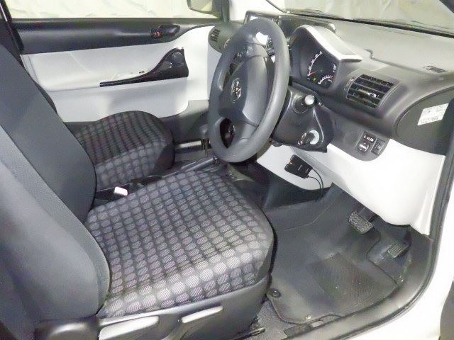 Toyota IQ 2014 8052672-3