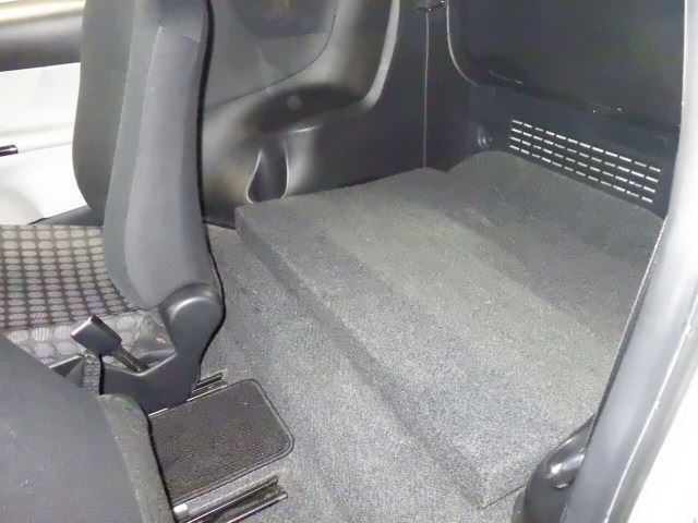 Toyota IQ 2014 8052672-5