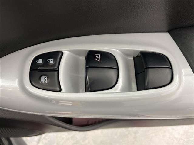 Nissan JUKE 2016 8052083-7