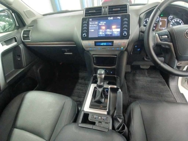 Toyota LAND CRUISER PRADO 2022 8056496-11
