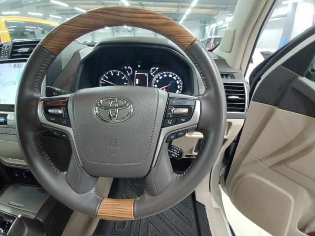 Toyota LAND CRUISER PRADO 2023 8056497-9