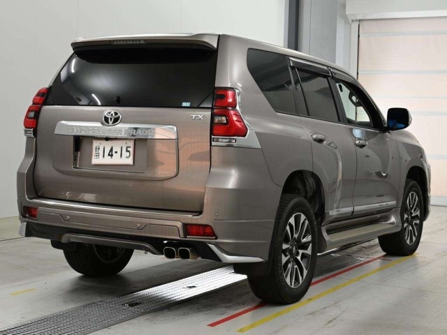 Toyota LAND CRUISER PRADO 2022 8056502-1