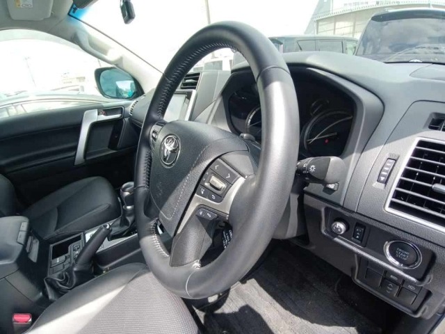 Toyota LAND CRUISER PRADO 2022 8056502-9
