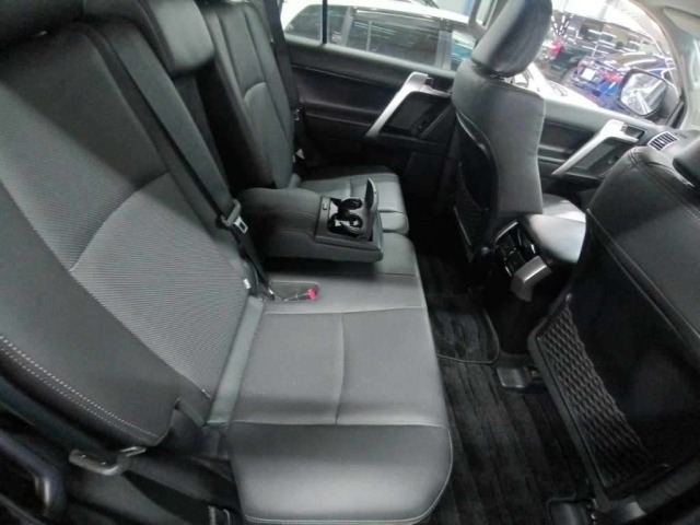 Toyota LAND CRUISER PRADO 2022 8056503-12