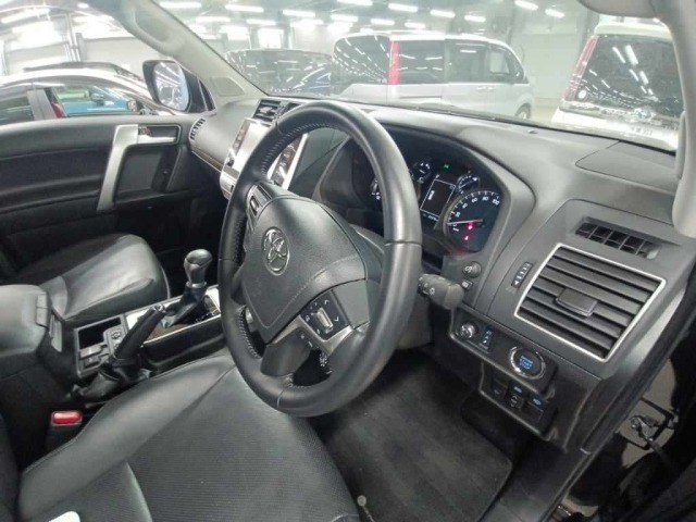 Toyota LAND CRUISER PRADO 2022 8056503-9