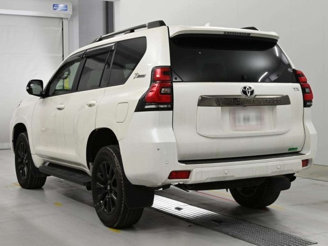 Toyota LAND CRUISER PRADO 2022 8056508-6