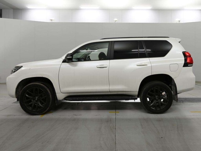 Toyota LAND CRUISER PRADO 2021 8056510-4