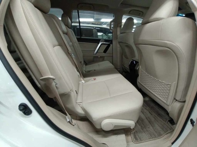 Toyota LAND CRUISER PRADO 2023 8056511-12