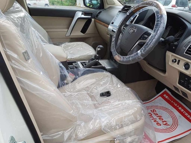 Toyota LAND CRUISER PRADO 2022 8056525-8