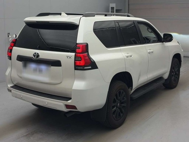Toyota LAND CRUISER PRADO 2023 8056538-1