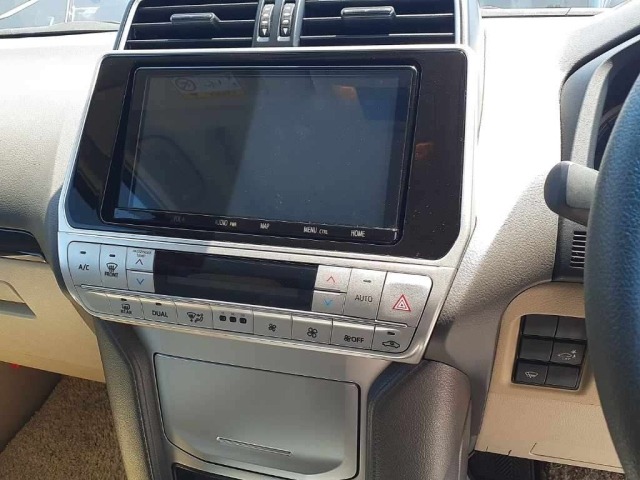 Toyota LAND CRUISER PRADO 2022 8056551-12