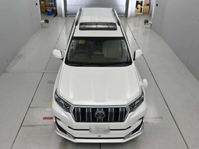 Toyota LAND CRUISER PRADO 2022 8056551-7