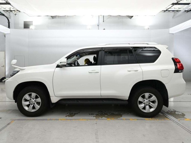 Toyota LAND CRUISER PRADO 2021 8056642-4