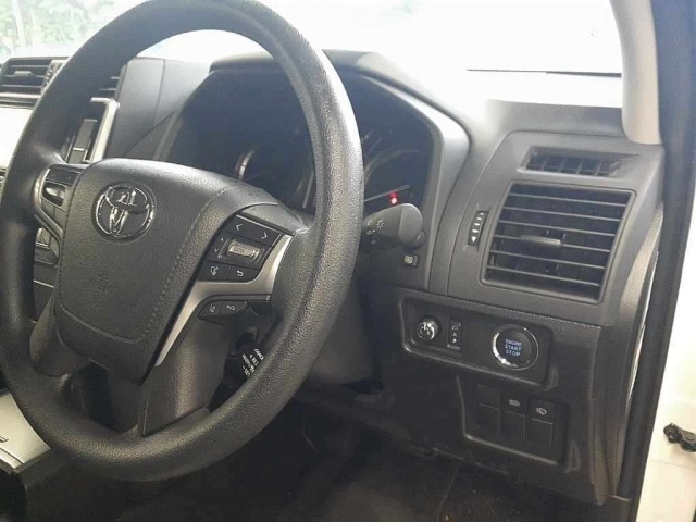 Toyota LAND CRUISER PRADO 2021 8056642-9