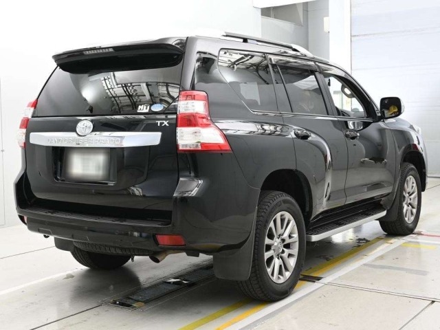 Toyota LAND CRUISER PRADO 2017 8056650-1