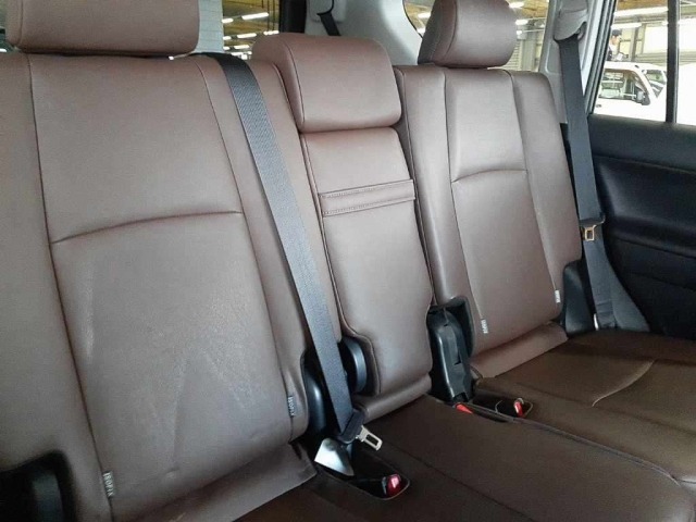 Toyota LAND CRUISER PRADO 2017 8056650-11