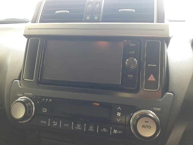 Toyota LAND CRUISER PRADO 2017 8056650-12
