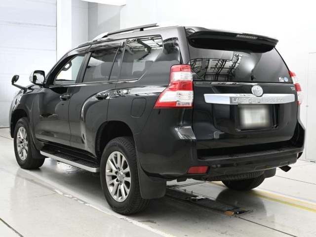 Toyota LAND CRUISER PRADO 2017 8056650-6