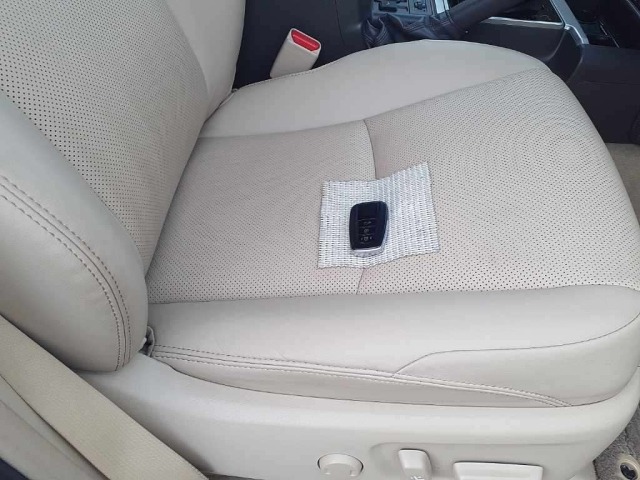 Toyota LAND CRUISER PRADO 2023 8056654-10
