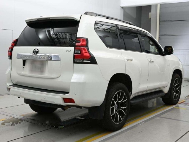 Toyota LAND CRUISER PRADO 2022 8056655-1