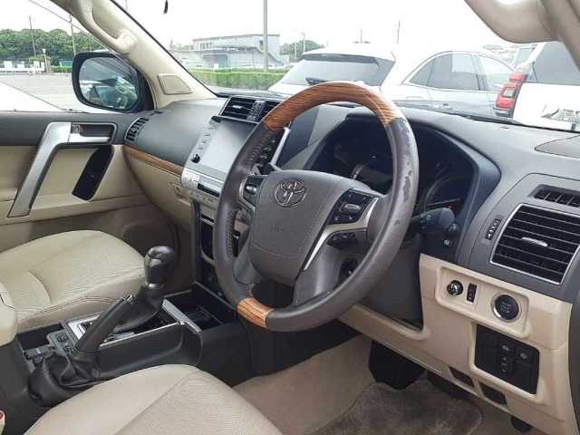 Toyota LAND CRUISER PRADO 2021 8056660-9