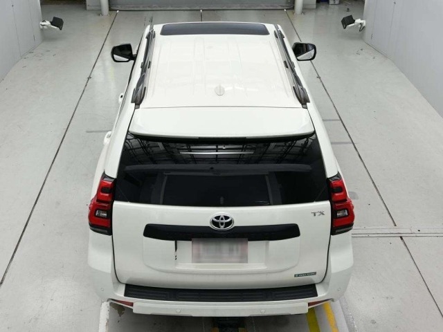 Toyota LAND CRUISER PRADO 2023 8056661-8