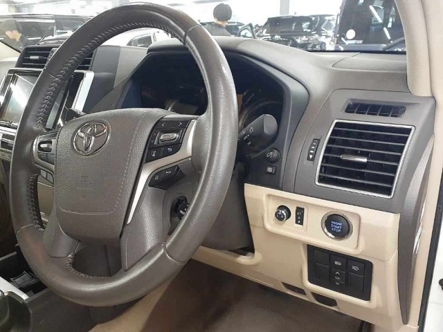 Toyota LAND CRUISER PRADO 2021 8056664-9