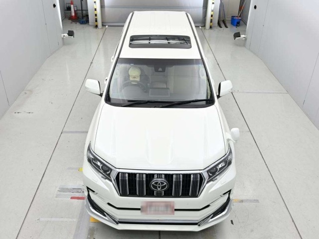 Toyota LAND CRUISER PRADO 2023 8056665-7